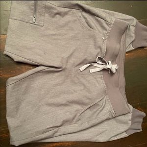 FIGS Zamora joggers scrub pants. Size S/P grey